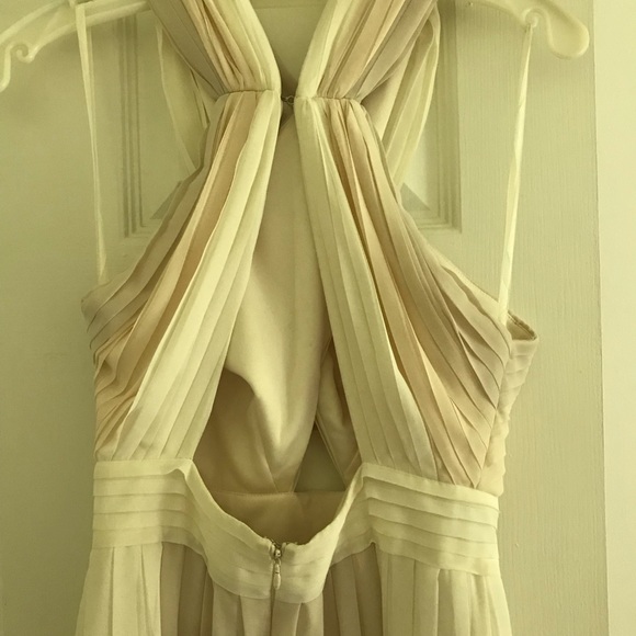 Never Worn Gianni Bini gown! - Picture 3 of 4